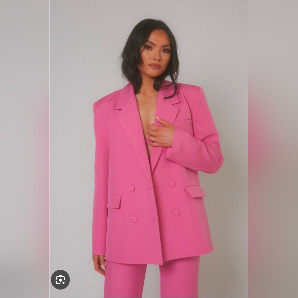 SLA The Label Pink Tailored Blazer – Chic Statement Piece